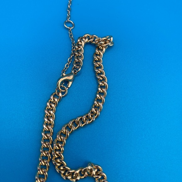 Gold Tone Jewelry Lot Curb Chain Necklace Large Flat Hoop Earrings Enamel Brooch - Picture 9 of 9